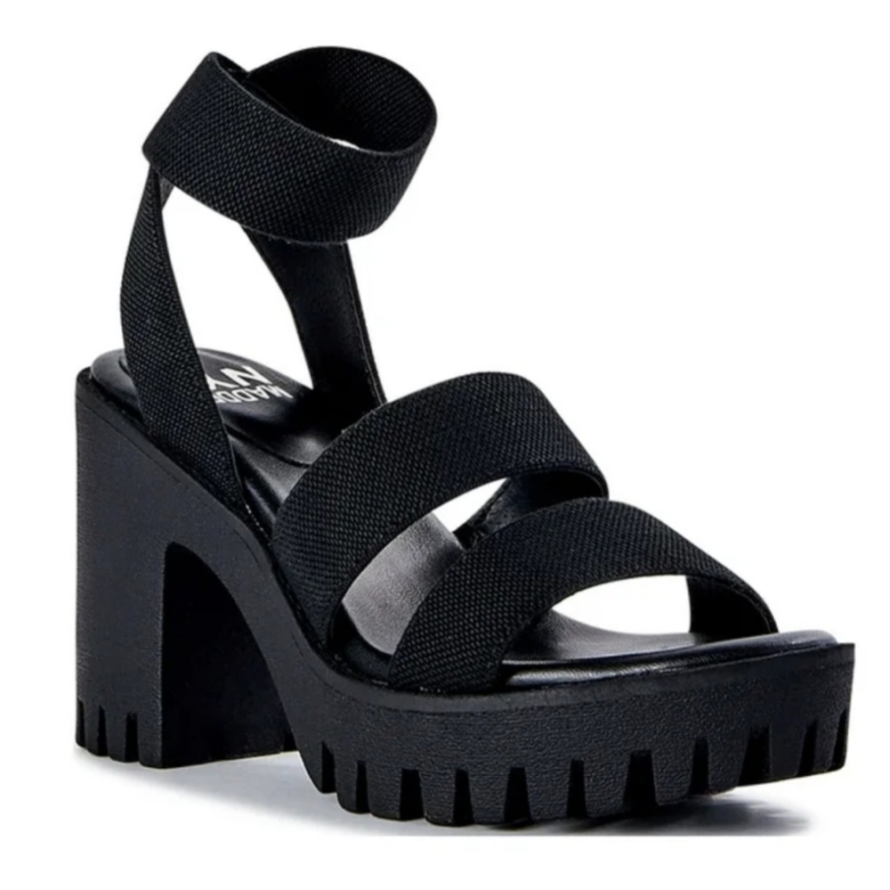 New w Tags  black platform sandals